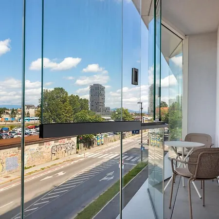 Appartement Modern One-bedroom Masarykova With Private Parking Ljubljana